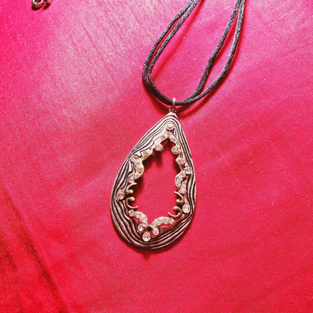 Female Reproductive necklace